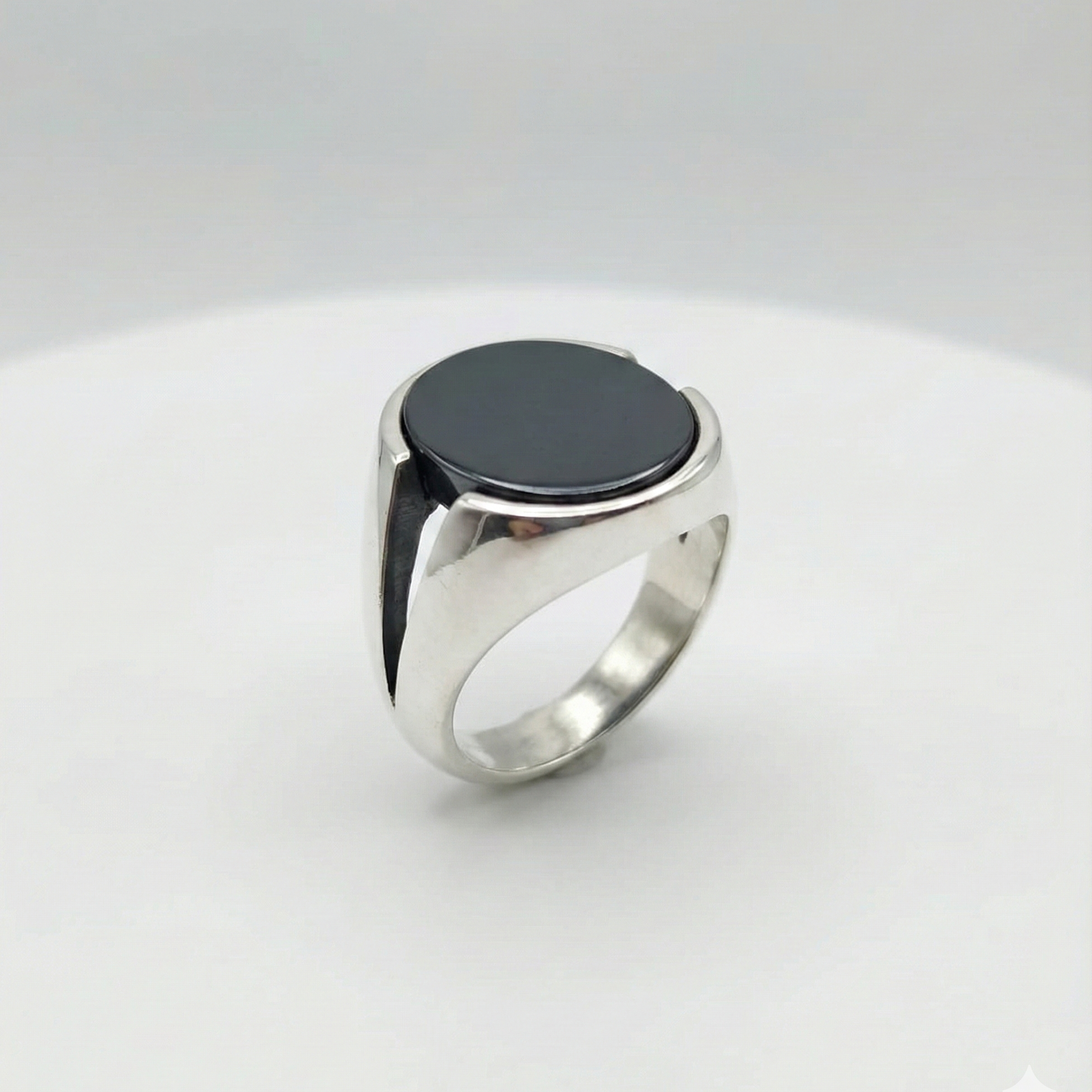 The Eclipse Ring
