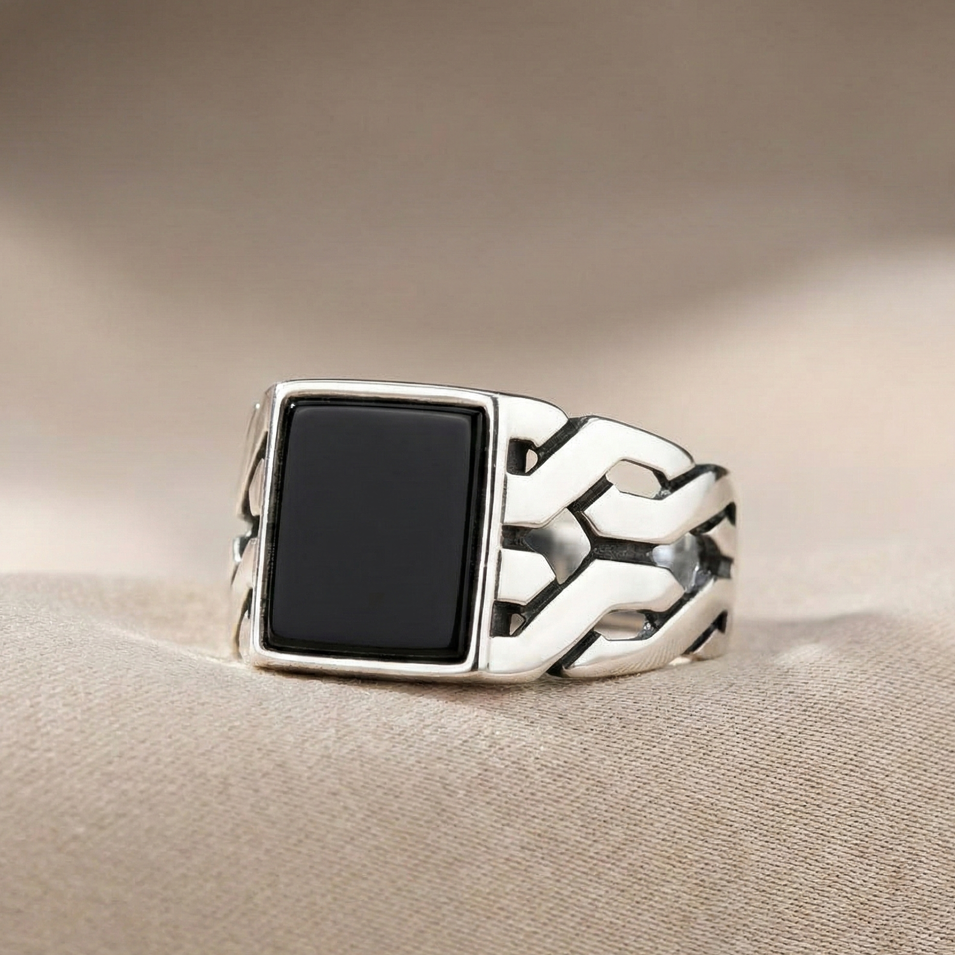 The Onyx Nexus Signet